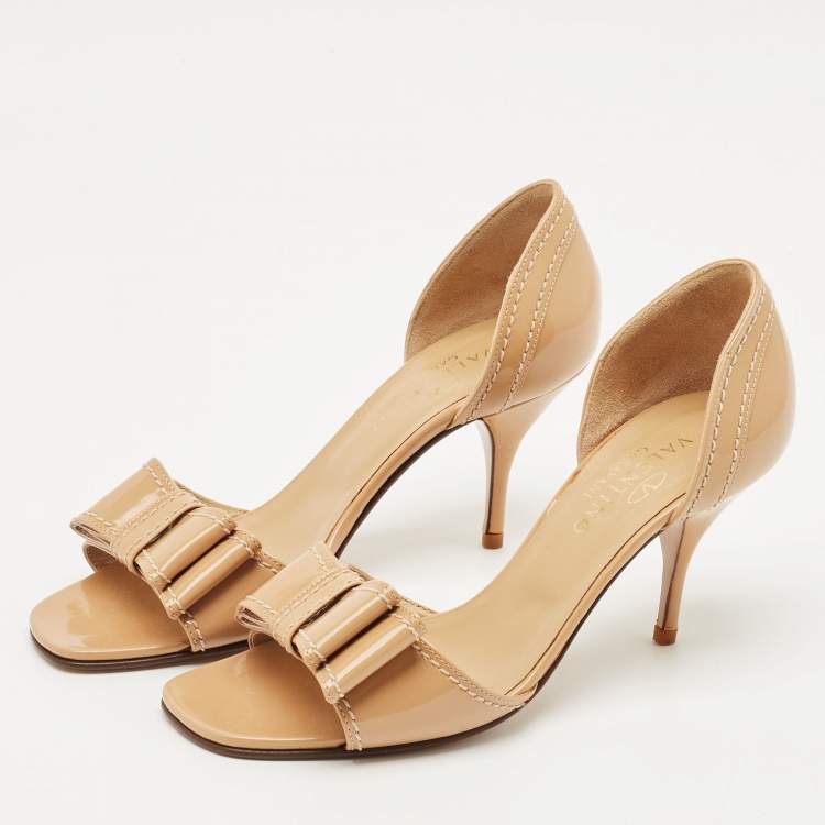 Pre Owned Valentino Beige  Patent Bow Embellished D'orsay Open Toe Pumps Size 35.5