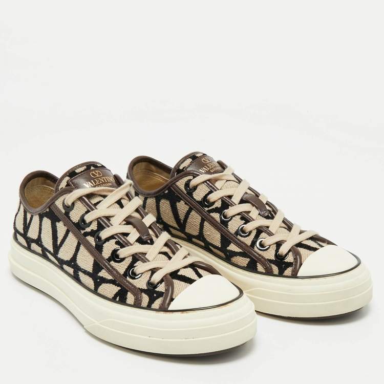 مملوكة مسبقًا Valentino Brown/Beige Canvas Toile Iconographe Totaloop Low-Top Sneakers Size 37
