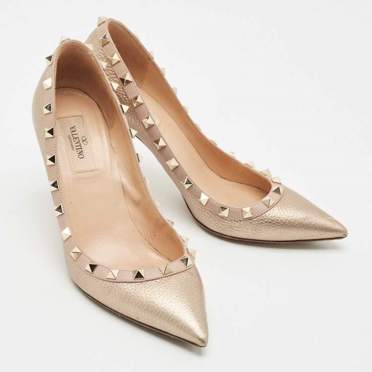 Pre Owned Valentino Metallic Gold Leather Rockstud Pointed Toe Pumps Size 38