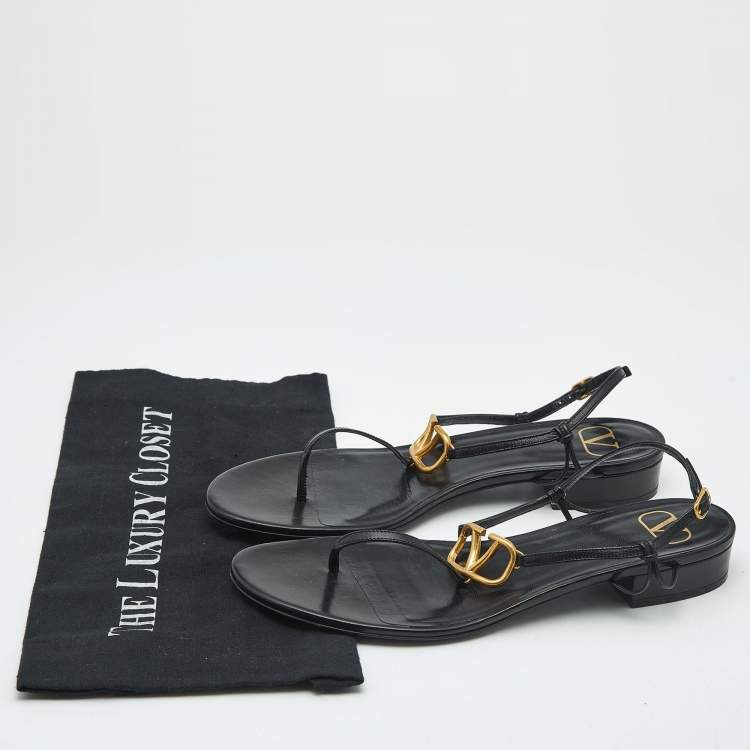 Pre Owned Valentino Black Leather VLogo Thong Sandals Size 40
