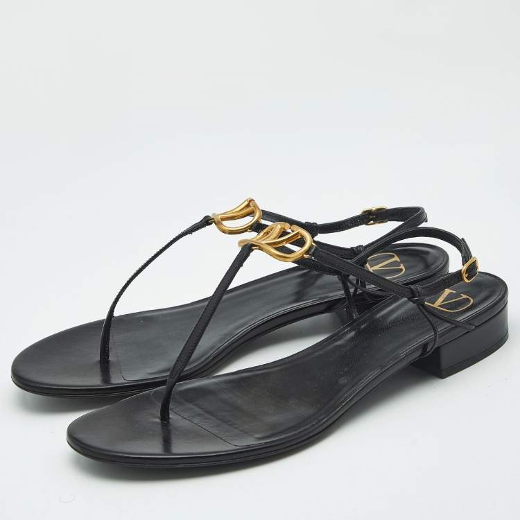 Pre Owned Valentino Black Leather VLogo Thong Sandals Size 40