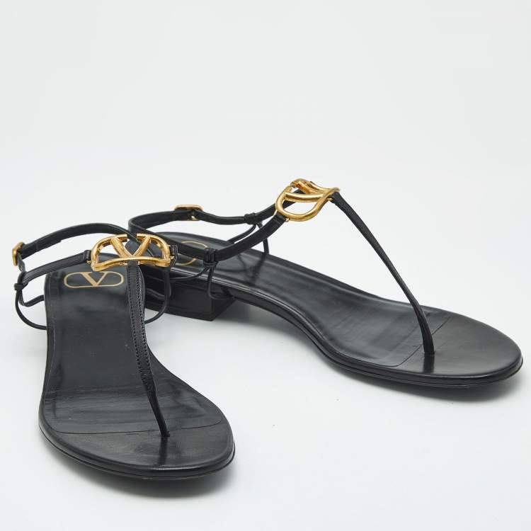 Pre Owned Valentino Black Leather VLogo Thong Sandals Size 40