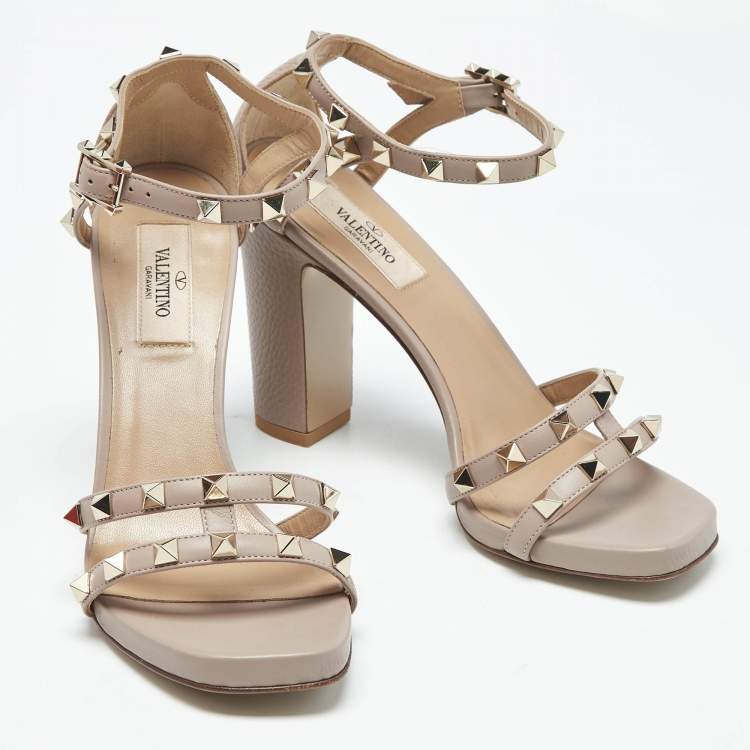 Pre Owned Valentino Beige Leather Rockstud Ankle Strap Sandals Size 36.5