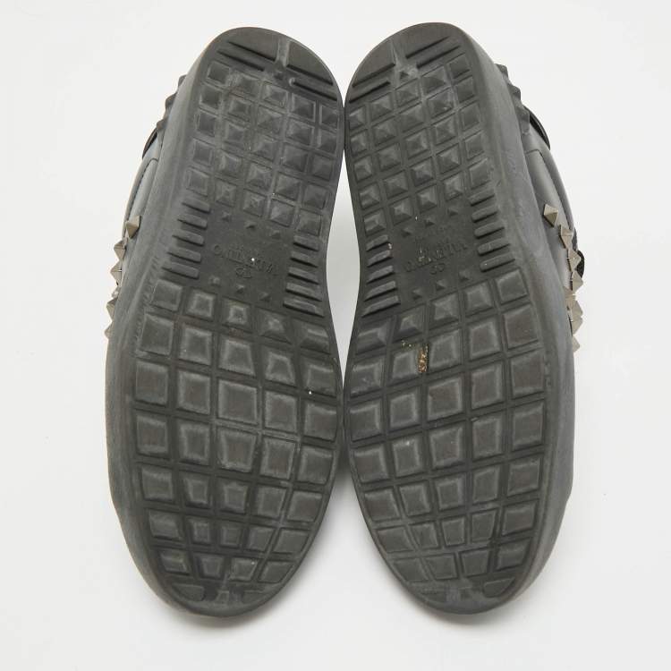 Pre Owned Valentino Black Leather Rockstud Low Top Sneakers Size 37
