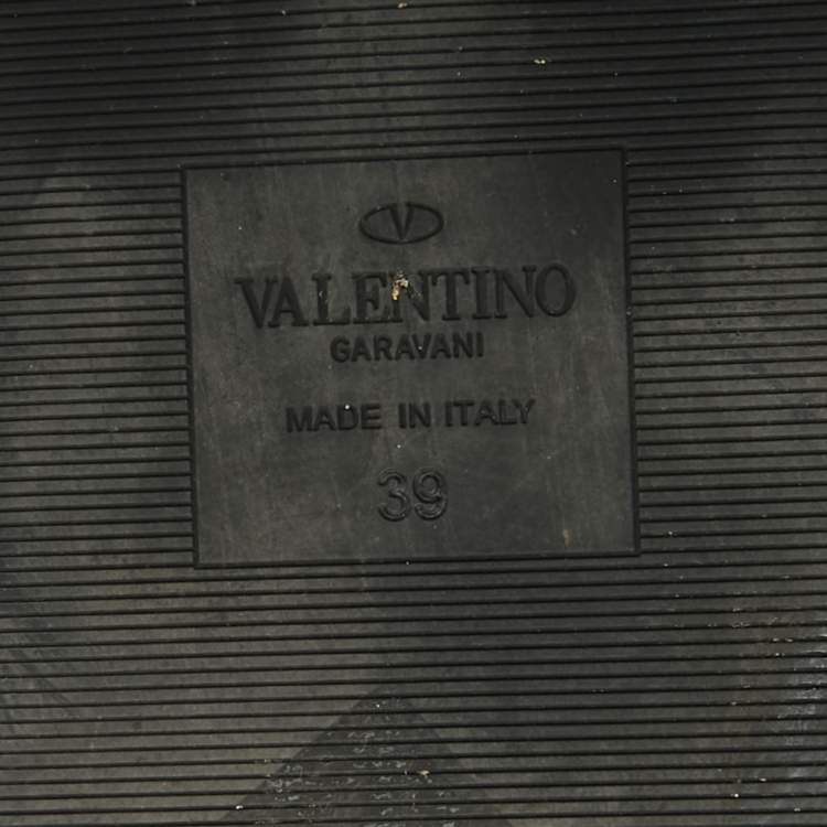 Pre Owned Valentino Black Leather and Shearling Roman Stud Flat Slide Sandals Size 39