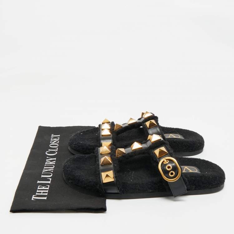 Pre Owned Valentino Black Leather and Shearling Roman Stud Flat Slide Sandals Size 39