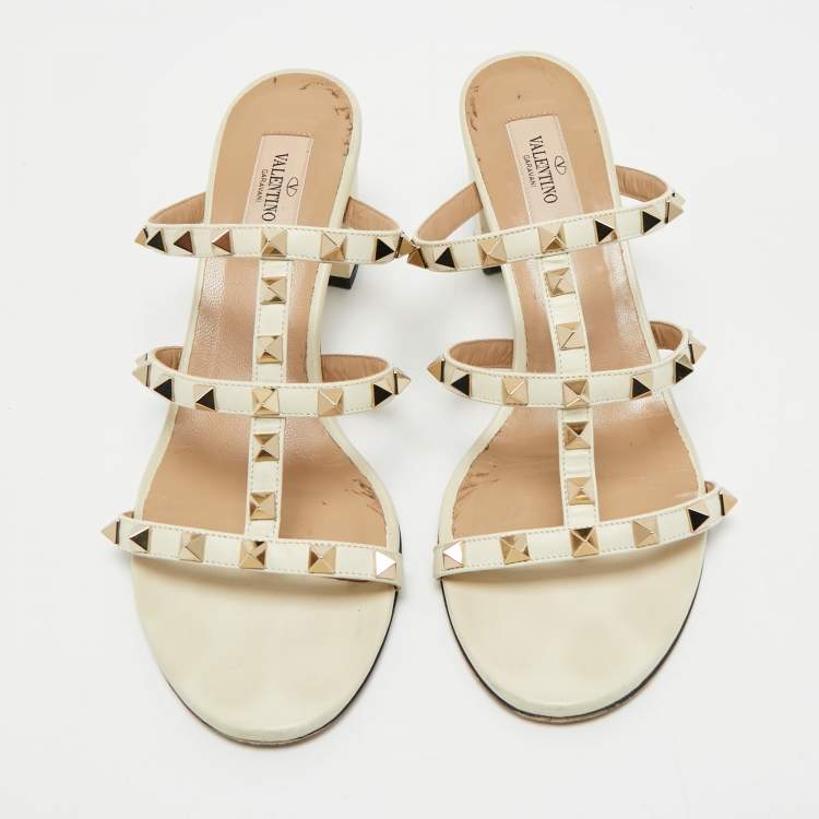 Pre Owned Valentino Ivory White Leather Rockstud Slide Sandals Size 39