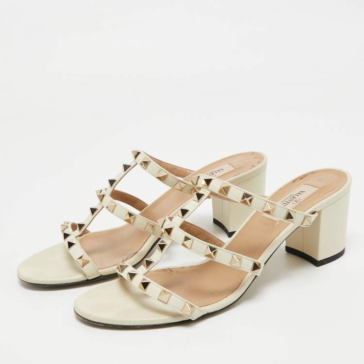 Pre Owned Valentino Ivory White Leather Rockstud Slide Sandals Size 39