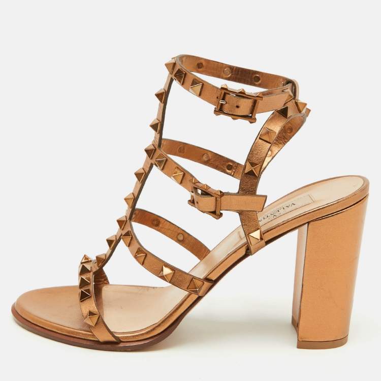 Pre Owned Valentino Bronze Leather Rockstud Cage Ankle Strap Sandals Size 38.5