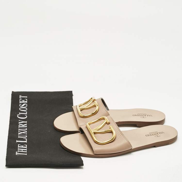 Pre Owned Valentino Beige Leather Vlogo Signature Flat Slide Sandals Size 37