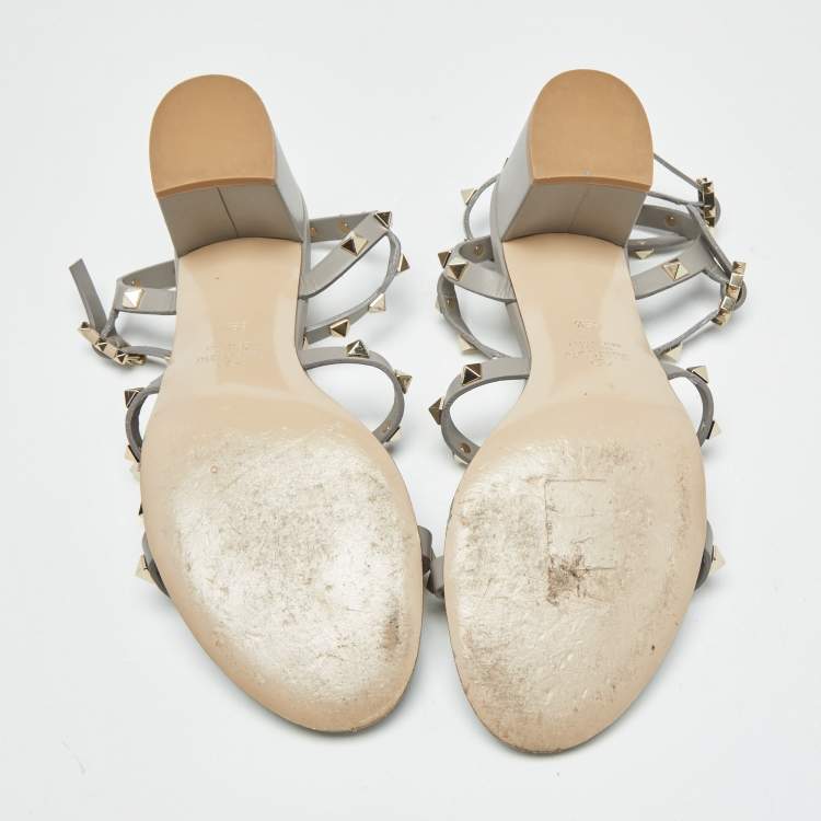 Pre Owned Valentino Grey Leather Rockstud Ankle Strap Sandals Size 39.5