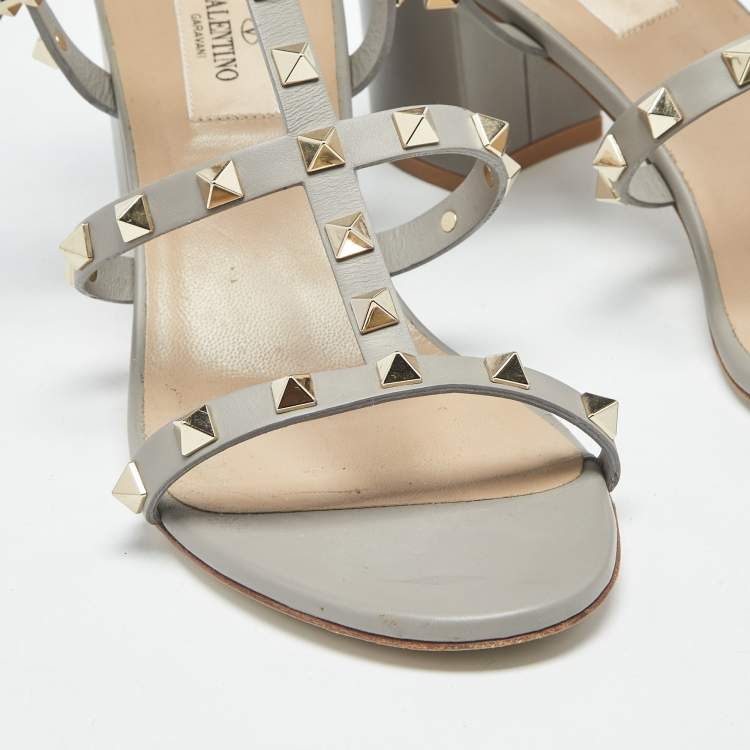 Pre Owned Valentino Grey Leather Rockstud Ankle Strap Sandals Size 39.5