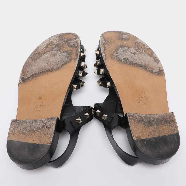 Pre Owned Valentino Black Leather Rockstud Fisherman Sandals Size 38