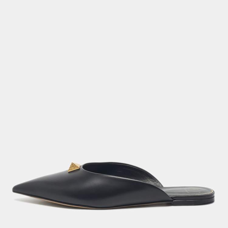 Pre Owned Valentino Black Leather One Stud Flat Mules Size 41
