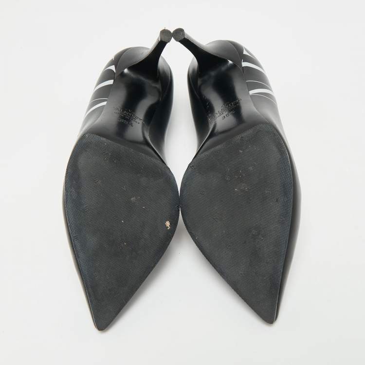 Pre Owned Valentino Black Leather VLTN Pointed Toe Pumps Size 35.5 