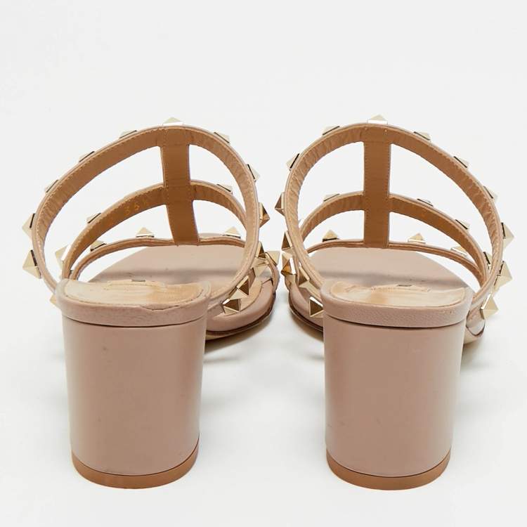 Pre Owned Valentino Beige Leather Rockstud Ankle Strap Sandals Size 35.5
