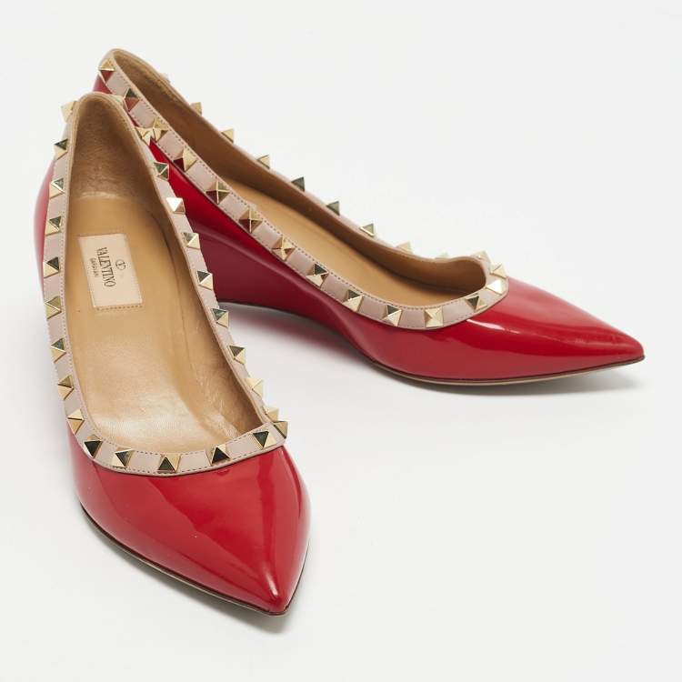 Pre Owned Valentino Red/Beige Patent and Leather Wedge Rockstud Pumps Size 39.5