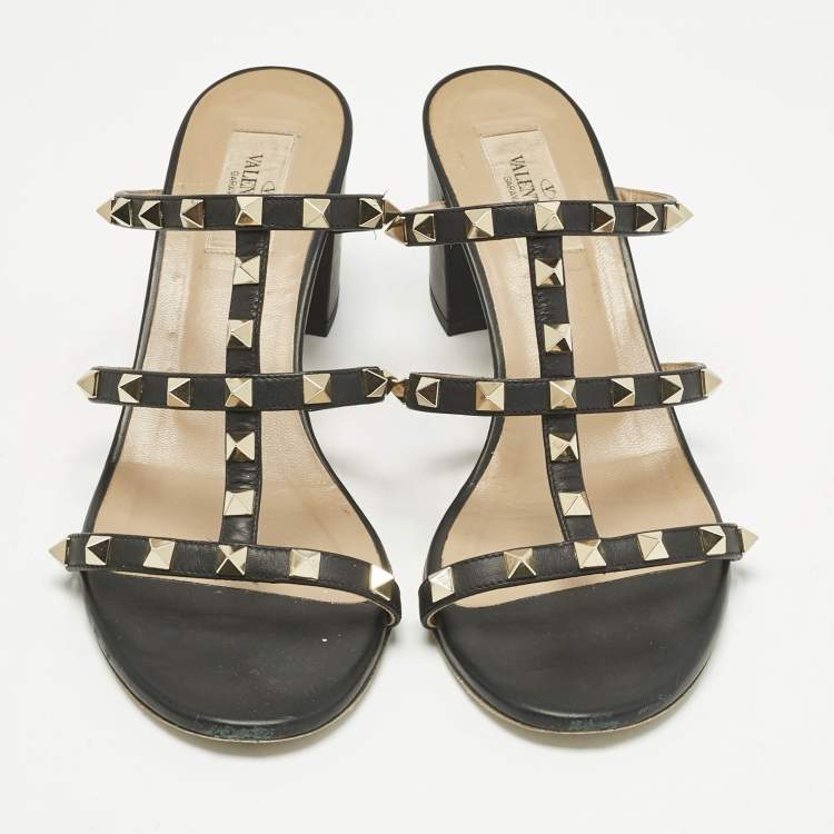 Pre Owned Valentino Black Leather Rockstud Slide Sandals Size 40