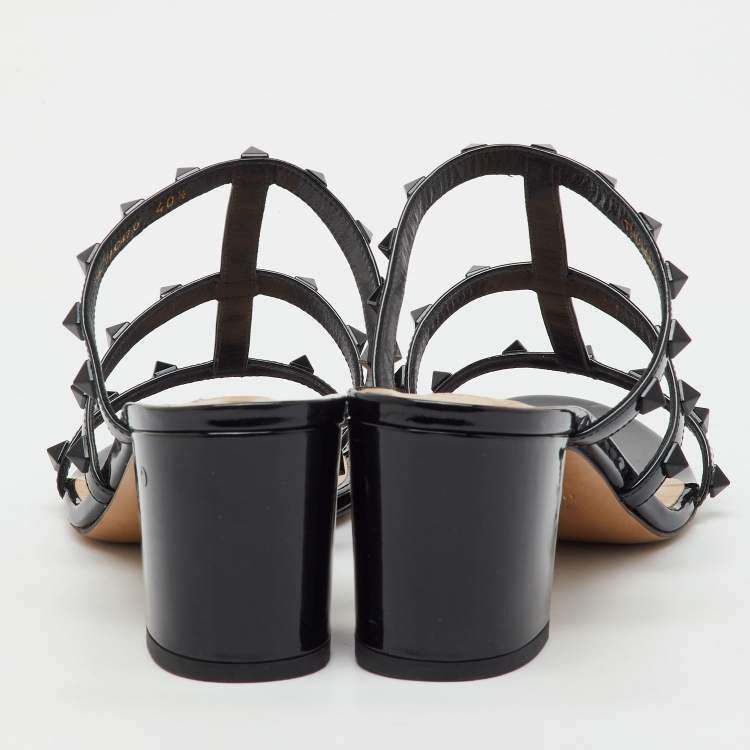 Pre Owned Valentino Black Patent Leather Rockstud Slide Sandals Size 40.5
