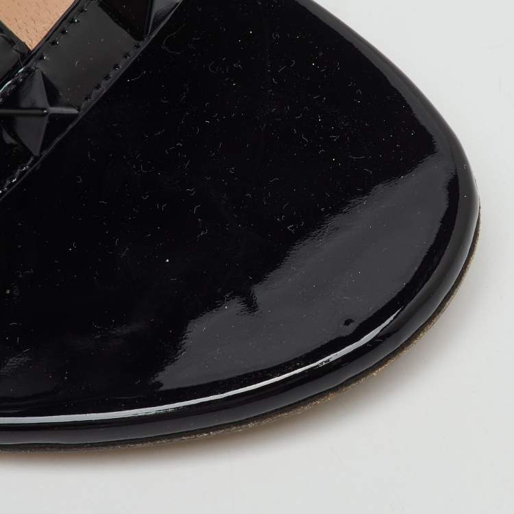 Pre Owned Valentino Black Patent Leather Rockstud Slide Sandals Size 40.5