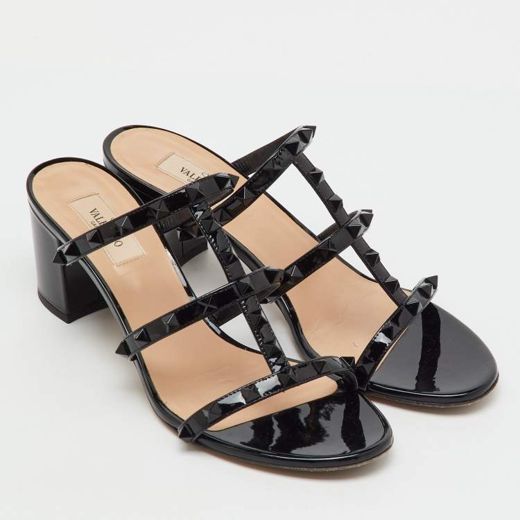 Pre Owned Valentino Black Patent Leather Rockstud Slide Sandals Size 40.5