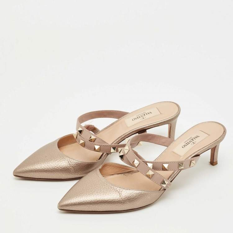 Pre Owned Valentino Metallic Bronze Leather Rockstud Pointed Toe Mules Size 36