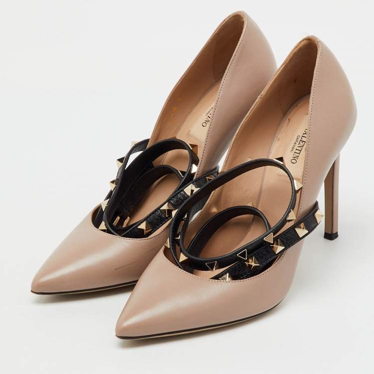 Pre Owned Valentino Beige/Black Leather Rockstud Ankle Wrap Pointed Toe Pumps Size 38