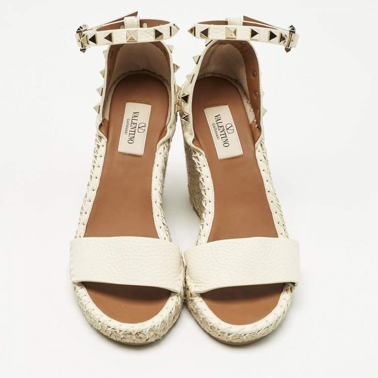 Pre Owned Valentino Cream Leather Rockstud Wedge Sandals Size 36