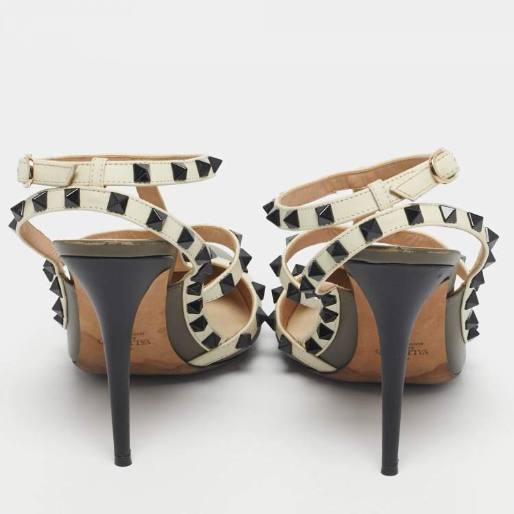 Pre Owned Valentino Grey/Cream Leather Rockstud Ankle Strap Pumps Size 41