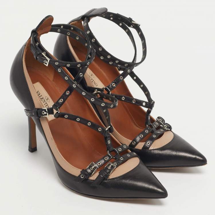 Pre Owned Valentino Black Leather Love Latch Pumps Size 36.5