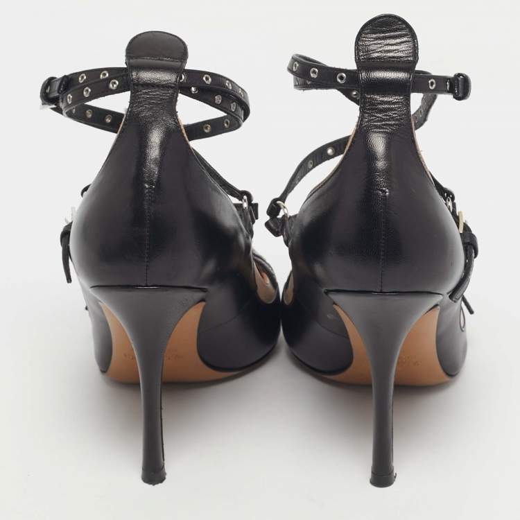 Pre Owned Valentino Black Leather Love Latch Pumps Size 36.5