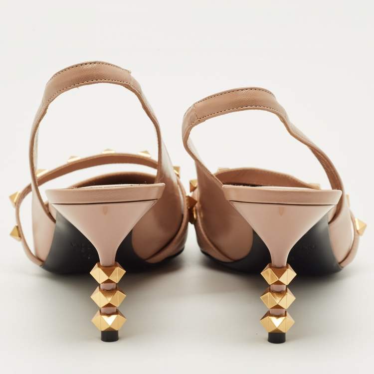 Pre Owned Valentino Beige Leather Pointed Toe Rockstud Slingback Pumps Size 40.5