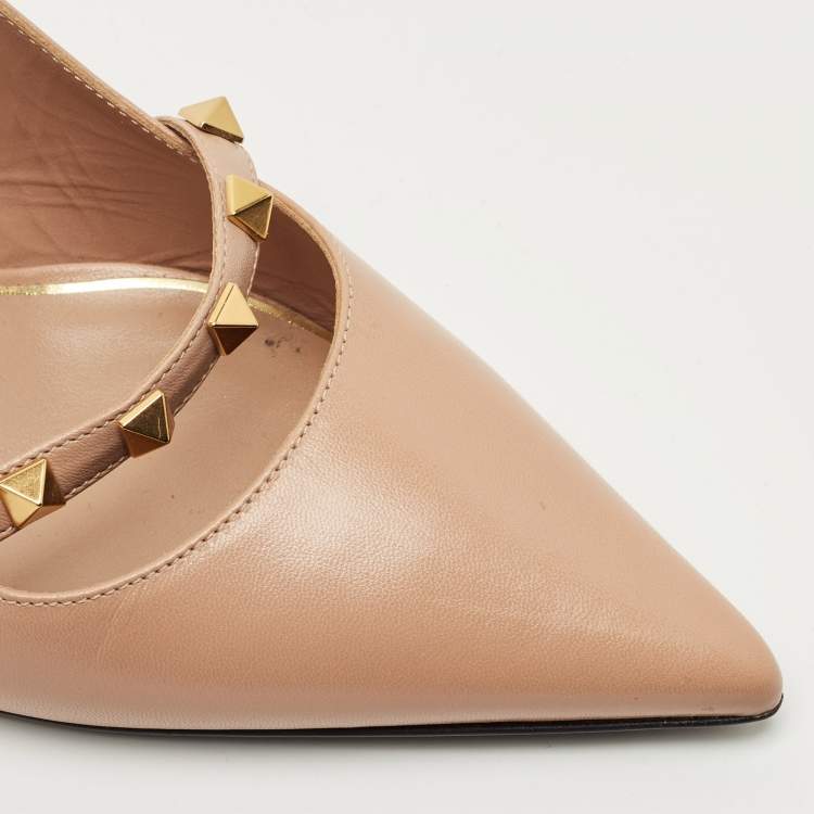Pre Owned Valentino Beige Leather Pointed Toe Rockstud Slingback Pumps Size 40.5
