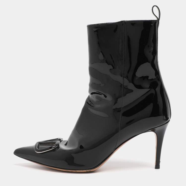 Pre Owned Valentino Beige Patent Leather VLogo Ankle Length Boots Size 38