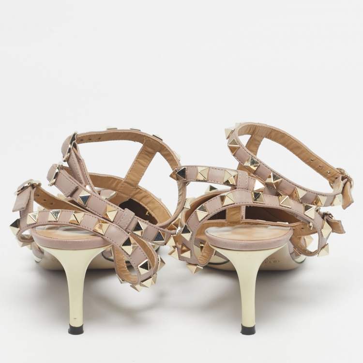 Pre Owned Valentino Cream Leather and Patent Leather Rockstud Pumps Size 37