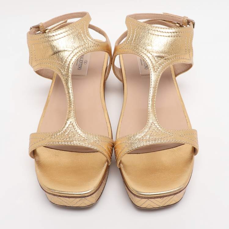 Pre Owned Valentino Gold Leather T-Strap Sandals Size 38