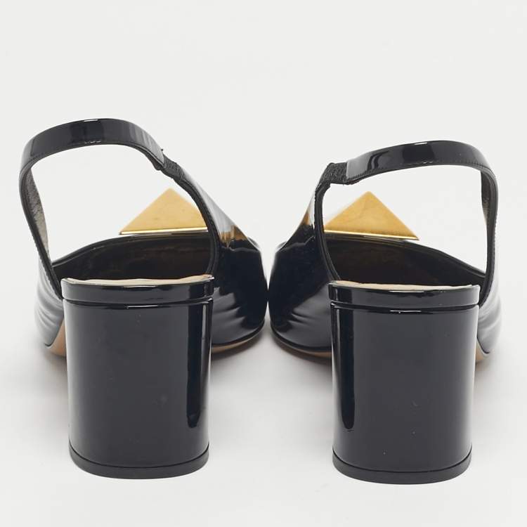 Pre Owned Valentino Black Patent Leather One Stud Block Heel Pumps Size 38