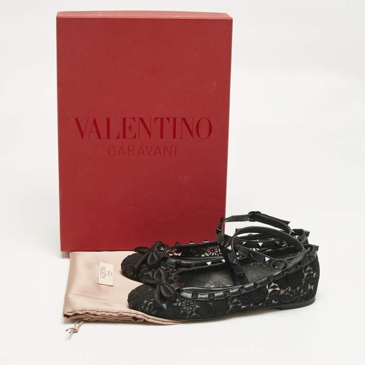 Pre Owned Valentino Black Lace andLeather Rockstud Ballet Flats Size 36