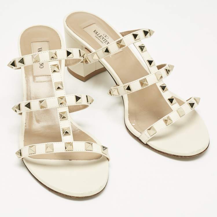 Pre Owned Valentino Cream Leather Rockstud Slide Sandals Size 37.5