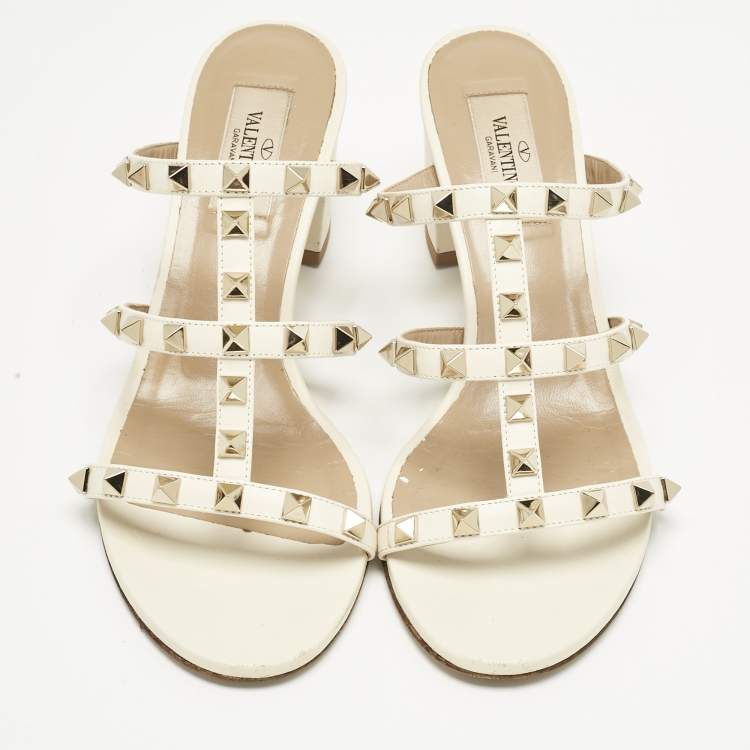 Pre Owned Valentino Cream Leather Rockstud Slide Sandals Size 37.5