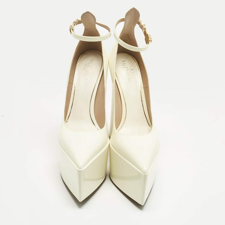 Pre Owned Valentino Cream Patent Leather Tan-Go Platform Pumps Size 38