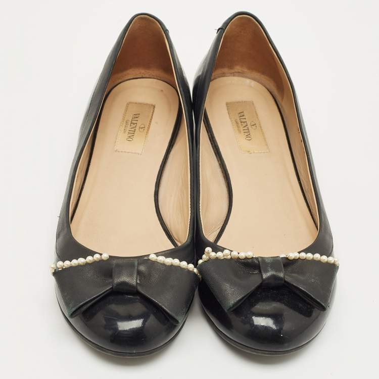 Pre Owned Valentino Black Leather Bow  Ballet Flats Size 38.5