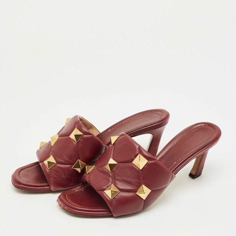 Pre Owned Valentino Dark Red Leather Roman Stud Slide Sandals Size 39