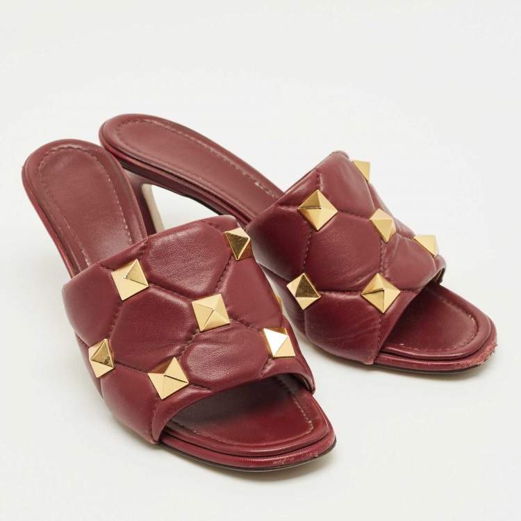Pre Owned Valentino Dark Red Leather Roman Stud Slide Sandals Size 39