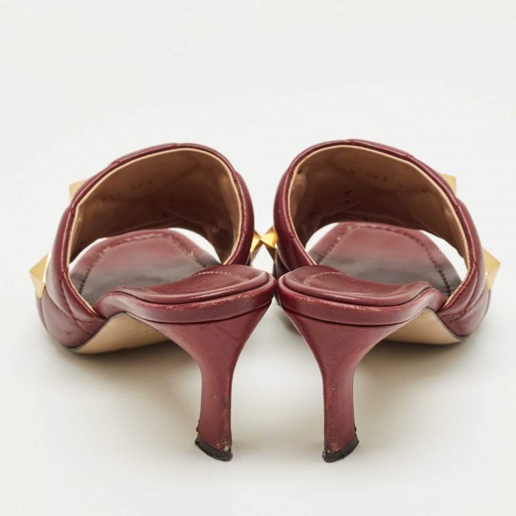 Pre Owned Valentino Dark Red Leather Roman Stud Slide Sandals Size 39