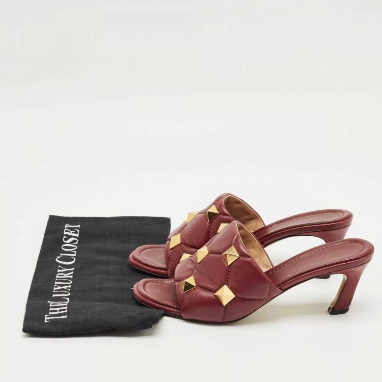 Pre Owned Valentino Dark Red Leather Roman Stud Slide Sandals Size 39