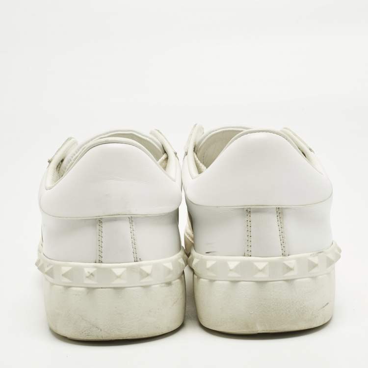 Pre Owned Valentino White/Gold Leather Rockstud Low Top Sneakers Size 38