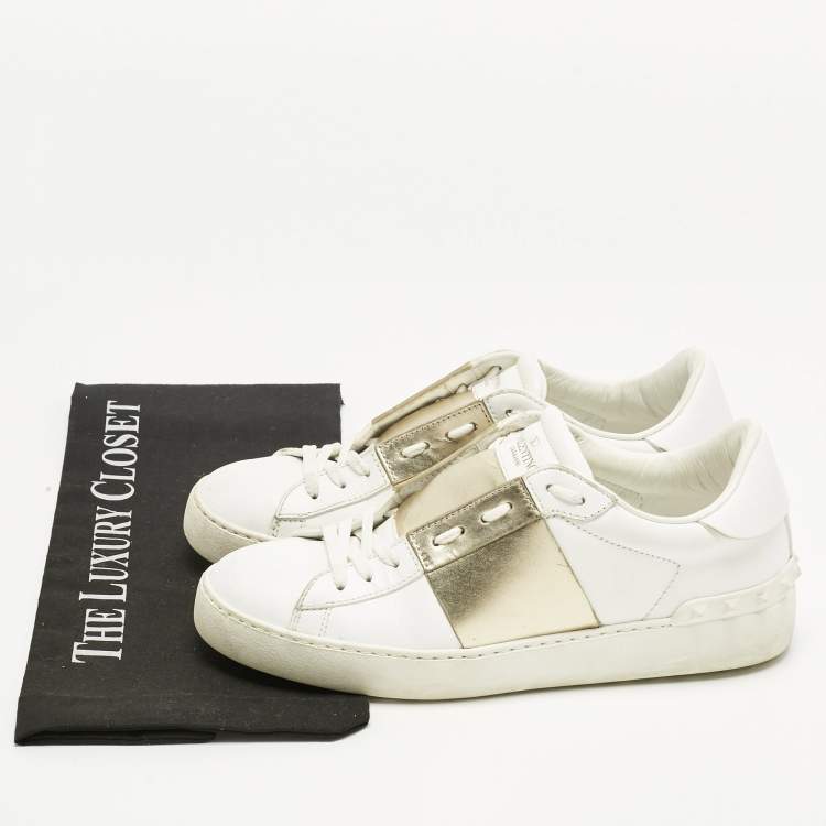 Pre Owned Valentino White/Gold Leather Rockstud Low Top Sneakers Size 38