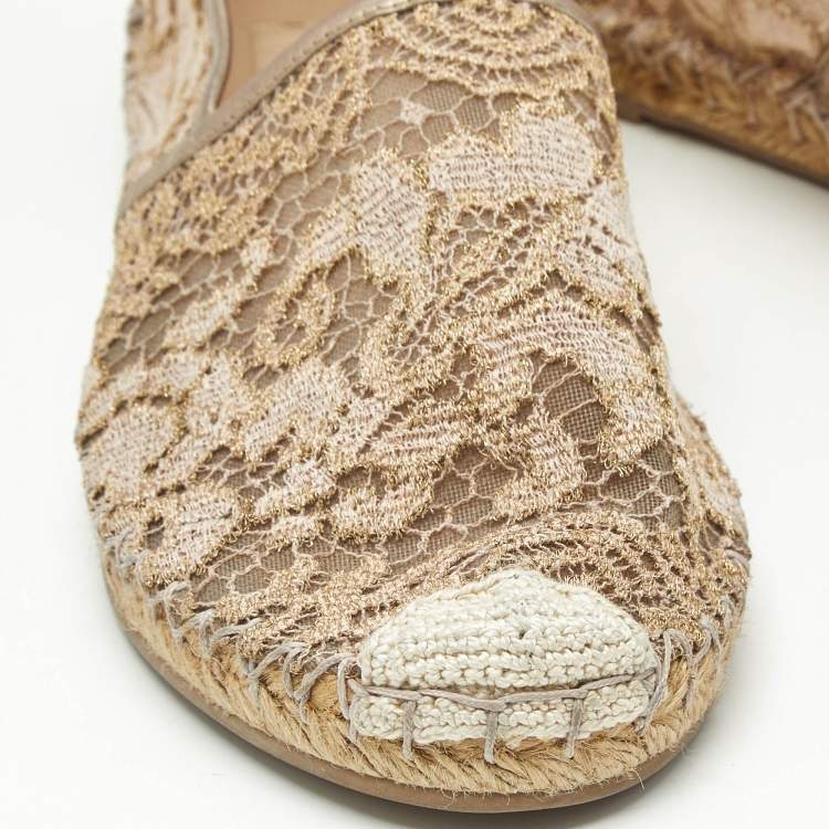 Pre Owned Valentino Beige/Gold Lace and Leather Espadrille Flats Size Size 39