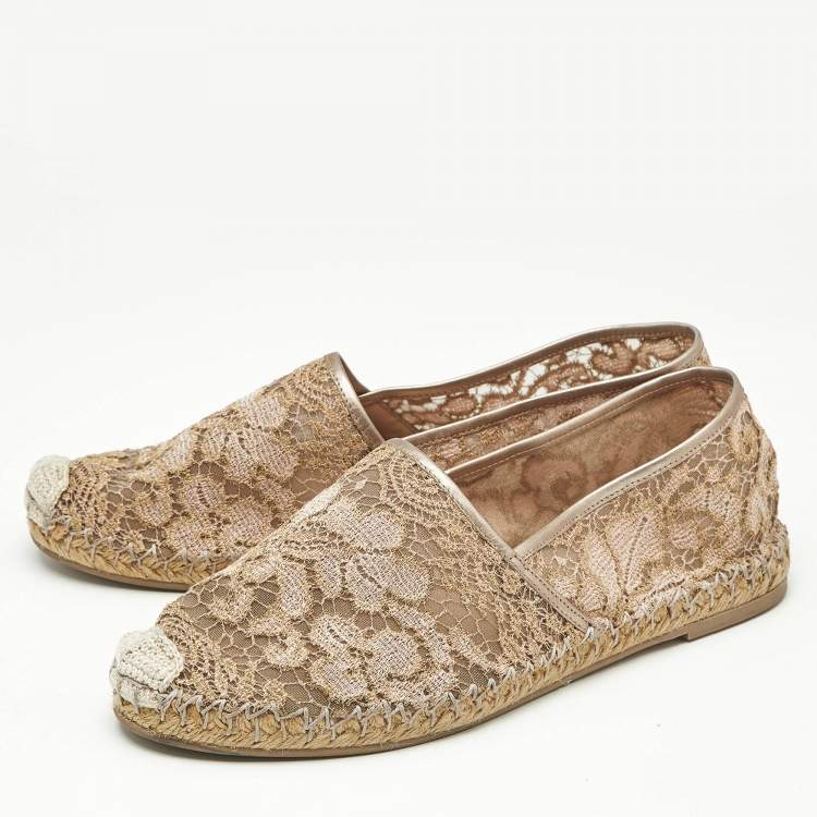 Pre Owned Valentino Beige/Gold Lace and Leather Espadrille Flats Size Size 39
